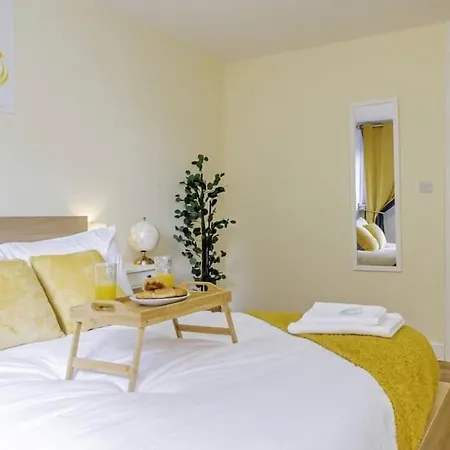 Entire 2 Bed 1 Bath Apartment Birmingham City Centre Uk Exterior photo